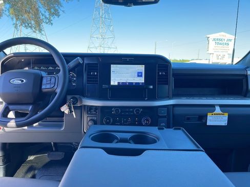 New 2026 Ford F550 XL 4WD Reading 12' Landscape D image 33