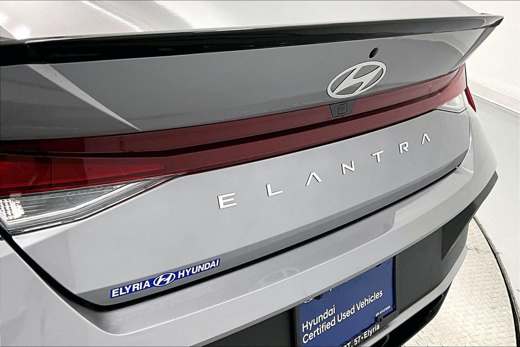Certified 2025 Hyundai Elantra Sport FWD image 32