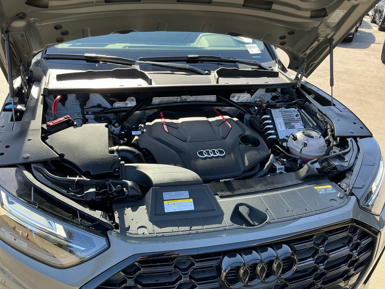 Used 2023 Audi SQ5 Premium Plus w/ Premium Plus Package AWD/4WD image 22