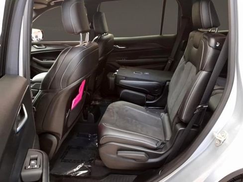 New 2024 Jeep Grand Cherokee L Laredo image 6