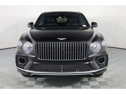Certified 2023 Bentley Bentayga Extended Wheelbase AWD/4WD image 16