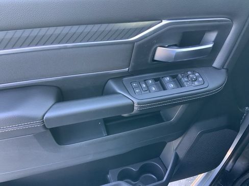 New 2026 RAM 2500 Big Horn AWD/4WD image 14