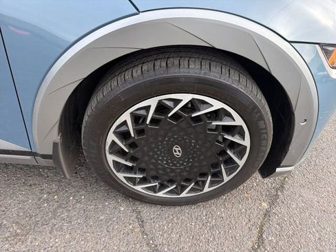 Used 2024 Hyundai Ioniq 5 Limited image 15