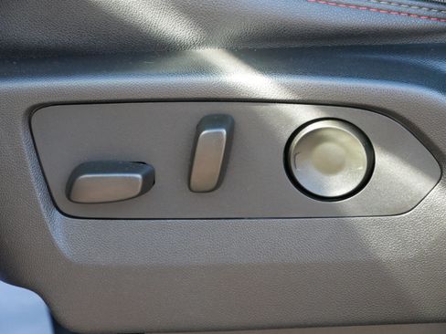 Used 2023 Chevrolet Suburban RST w/ Sport Performance Package image 16