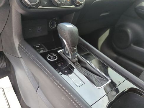 Certified 2023 Nissan Kicks SV FWD image 34