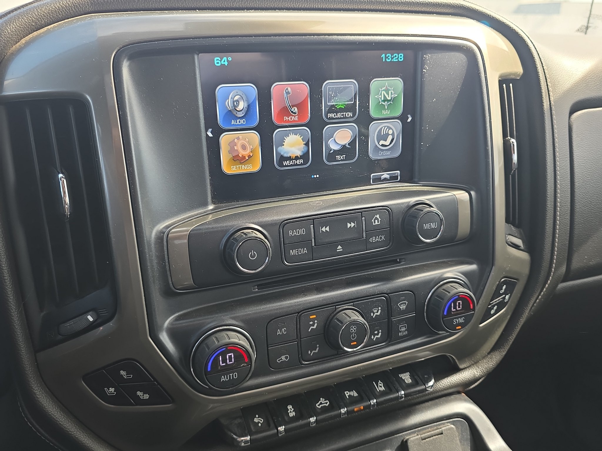 Used 2019 Chevrolet Silverado 2500 High Country w/ Duramax Plus Package AWD/4WD image 12