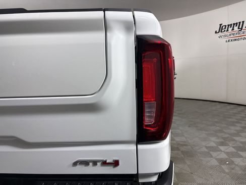 Used 2024 GMC Sierra 1500 AT4 w/ Technology Package image 31