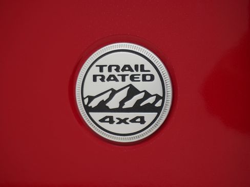 Used 2018 Jeep Wrangler Unlimited Sahara image 8