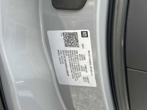 Used 2024 Chevrolet Corvette Stingray Premium Cpe w/ Body-Color Dual Roof Package image 27