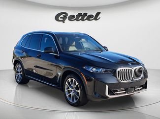 Used 2025 BMW X5 xDrive50e video 2