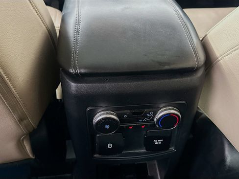 Used 2022 Ford Explorer Limited w/ Equipment Group 301A RWD image 28