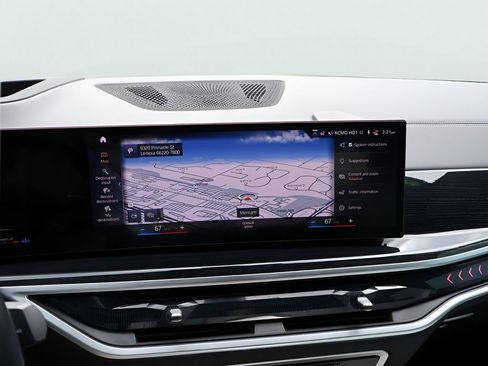 Used 2023 BMW X7 xDrive40i w/ Executive Package AWD/4WD image 22