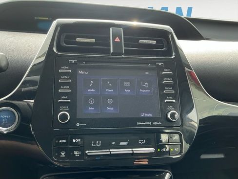 Used 2020 Toyota Prius Prime LE FWD image 20