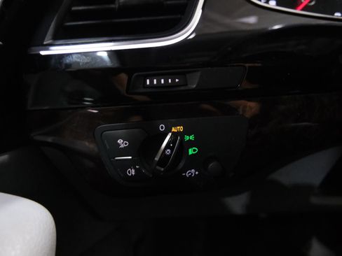 Used 2017 Audi Q7 3.0T Premium Plus image 38