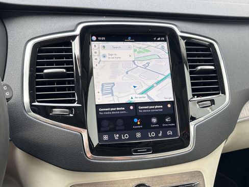 Certified 2023 Volvo XC90 B6 Plus w/ Protection Package Premier image 22