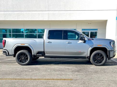 New 2026 GMC Sierra 2500 AT4 w/ AT4 Premium Plus Package image 3