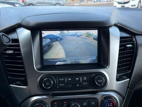 Used 2020 Chevrolet Suburban LT AWD/4WD image 58