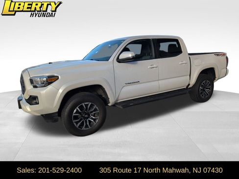 Used 2023 Toyota Tacoma TRD Sport image 1
