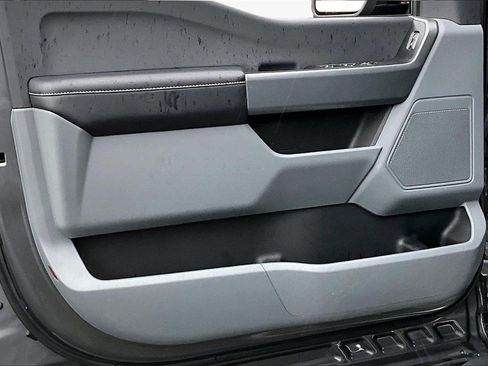 Used 2022 Ford F150 XLT w/ XTR Package image 19