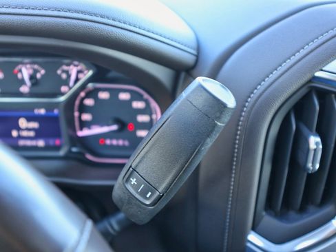 Certified 2021 GMC Sierra 1500 SLT w/ X31 Off-Road Package image 17