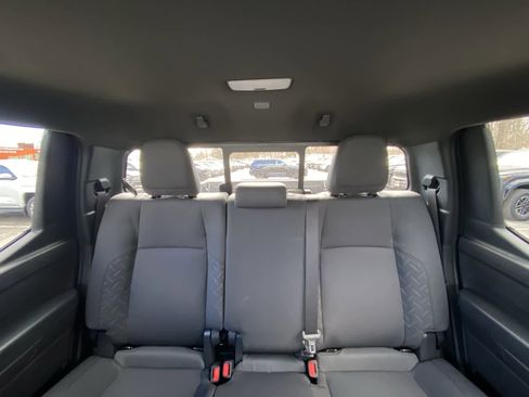 Certified 2025 Toyota Tacoma SR5 w/ SR5 Upgrade Package image 32