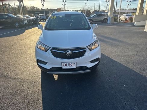 Used 2019 Buick Encore Preferred w/ Safety Package image 2