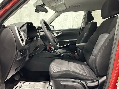 Used 2024 Kia Soul LX w/ Option Group 015 image 14