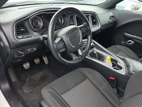Used 2015 Dodge Challenger R/T w/ Quick Order Package 22B R/T RWD image 6
