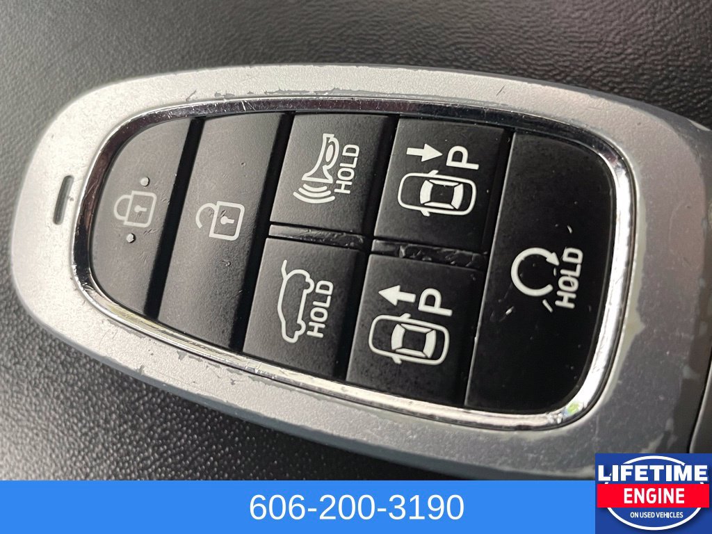 Used 2023 Hyundai Santa Fe Calligraphy AWD/4WD image 28