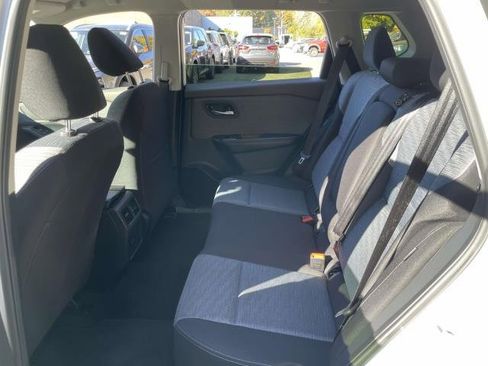 Certified 2023 Nissan Rogue SV image 12