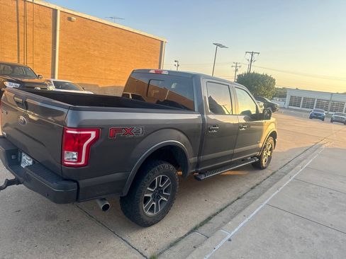 Used 2017 Ford F150 XLT w/ Equipment Group 302A Luxury AWD/4WD image 4