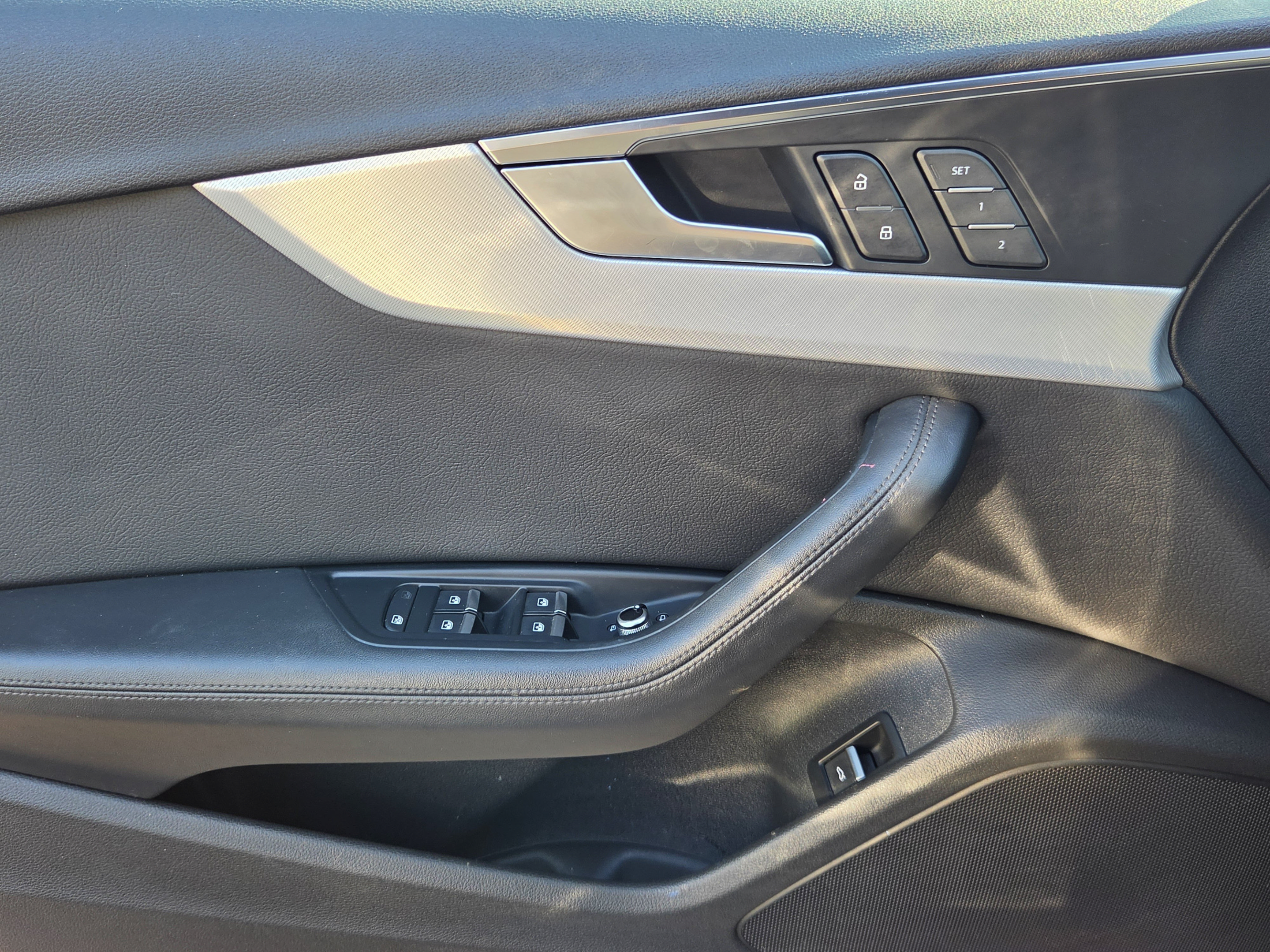 Used 2019 Audi A4 2.0T Premium Plus w/ Premium Plus Package AWD/4WD image 34