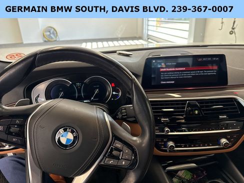 Used 2019 BMW 530i w/ Convenience Package image 28