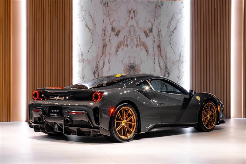 Used 2019 Ferrari 488 Pista Coupe RWD image 3