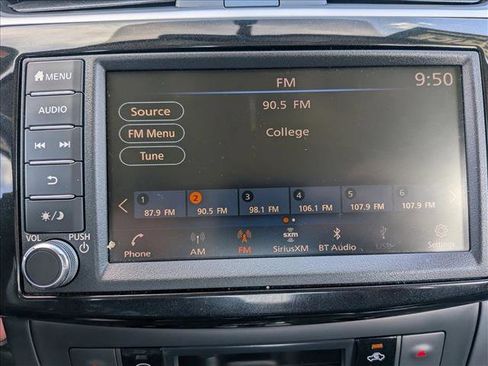 Used 2019 Nissan Sentra SV w/ Special Edition Package FWD image 13