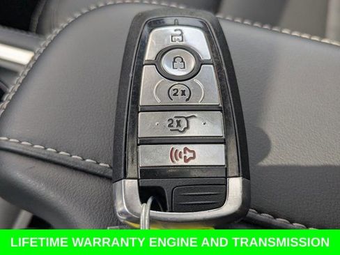 Used 2025 Ford Expedition Max Platinum AWD/4WD image 31