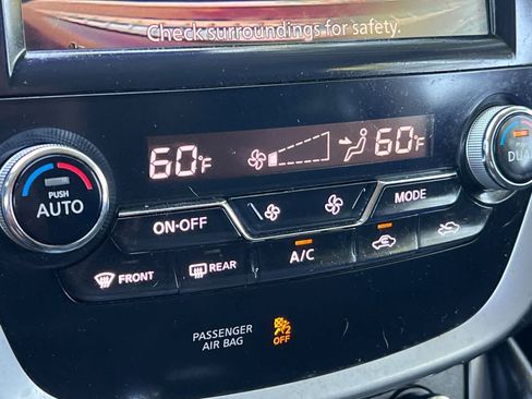 Used 2021 Nissan Murano SV FWD image 23