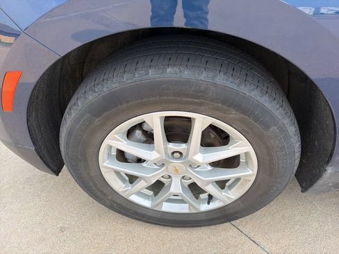 Used 2022 Chevrolet Equinox LT FWD image 9