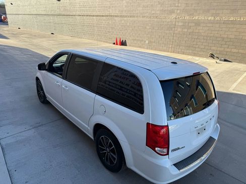Used 2018 Dodge Grand Caravan GT image 8