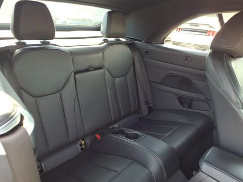 Used 2025 BMW 430i Convertible RWD image 15