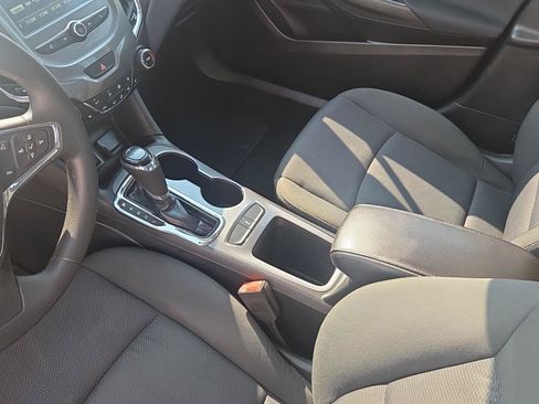 Used 2016 Chevrolet Cruze LT w/ Convenience Package FWD image 19