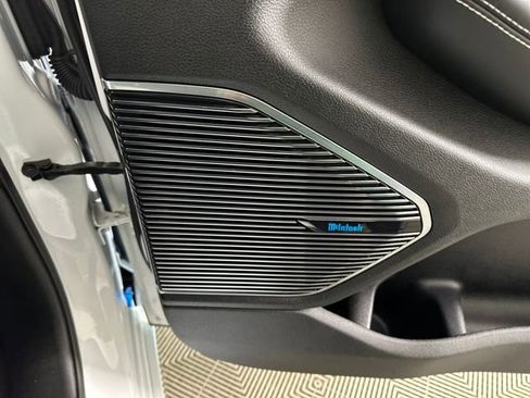 Used 2023 Jeep Grand Cherokee Overland image 30