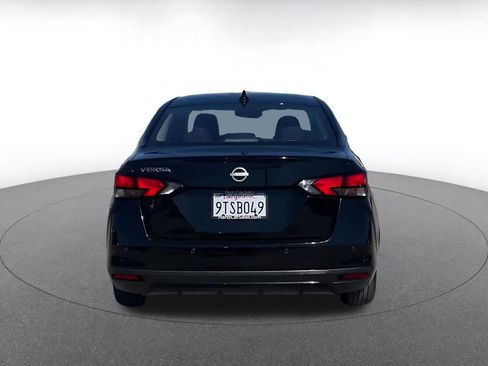 Used 2025 Nissan Versa SV image 12