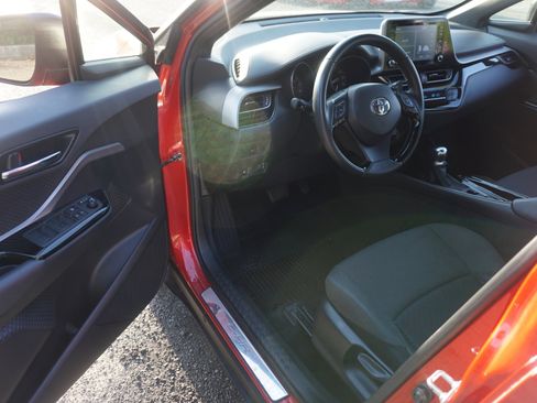 Used 2022 Toyota C-HR Nightshade FWD image 7
