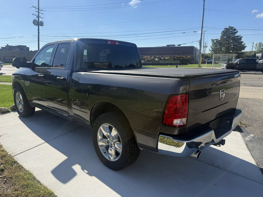 Used 2019 RAM 1500 ST AWD/4WD image 4