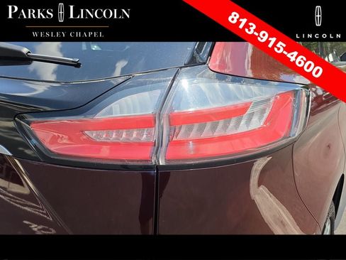Used 2020 Ford Edge Titanium w/ Equipment Group 301A FWD image 7