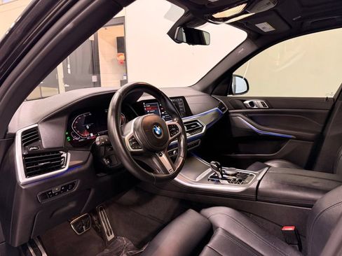 Used 2022 BMW X5 xDrive40i w/ M Sport Package AWD/4WD image 11