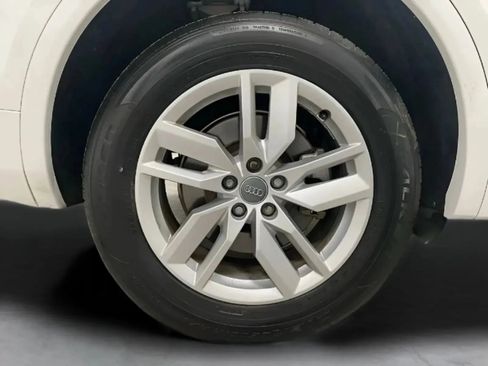 Used 2020 Audi Q5 2.0T Premium AWD/4WD image 34