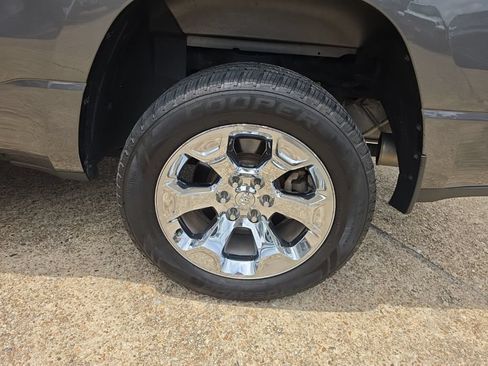 Used 2020 RAM 1500 Big Horn AWD/4WD image 12