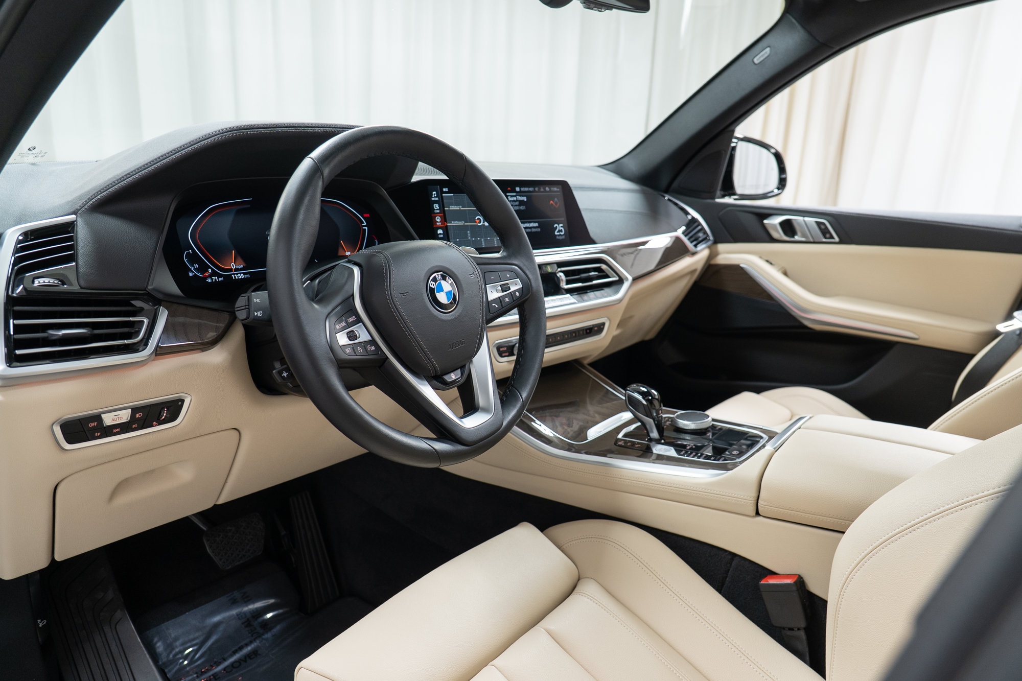Used 2022 BMW X5 xDrive40i w/ Premium Package AWD/4WD image 12